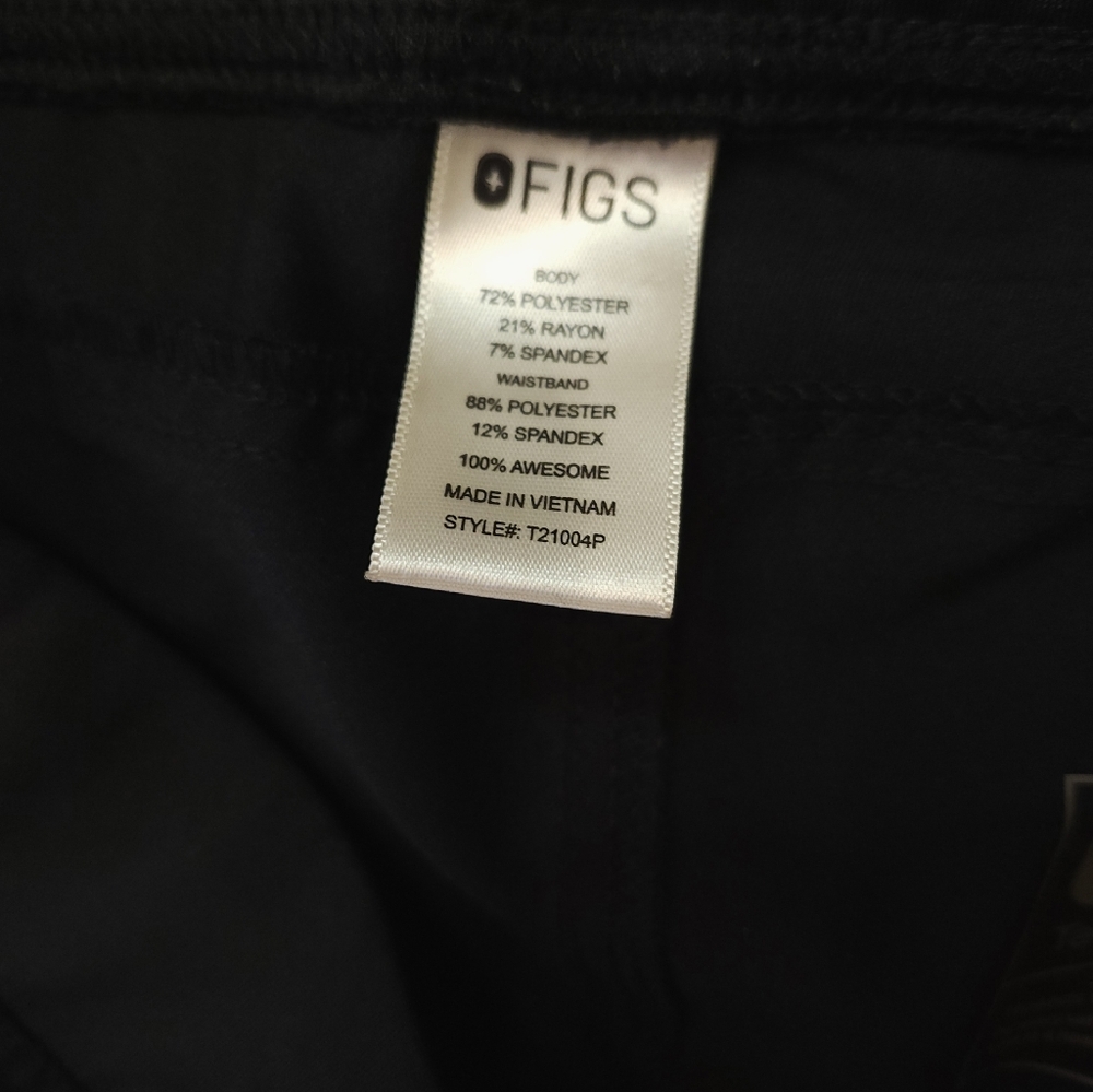 Figs Womens Scrub set Kade Pants Size M/ P Casma Top Size S Black - Picture 9 of 10